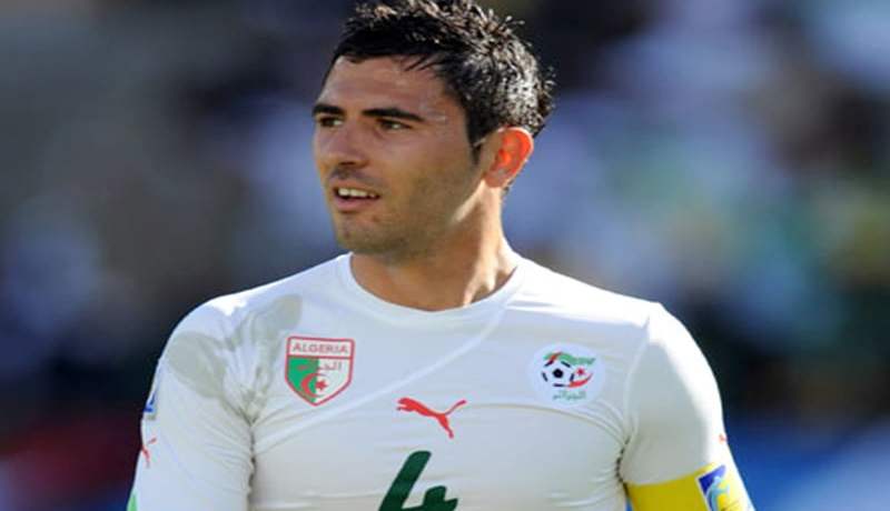 بوڤرة وعنتر يحيى يلتحقان بمخلوفي، لالماس، بلومي وماجر في قائمة أفضـل 10 لاعبـين جزائريين في كل الأوقات