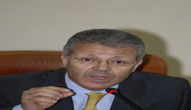 متوسطة على رأس قائمة