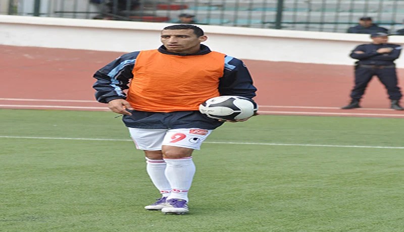 بوشريط منح كلمته لشباب قسنطينة وينتظر وثائقه من إدارة المولودية