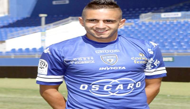 لست منافقا.. لا أريد من المدرب أن يكـــــون صديقي فـــاحترامه لي يكفيني