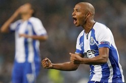 براهيمي:  رابطـة الأبطــال تهمنـــي كثــيرا وآمل أن لا تتوقف مسيرتي عند هذا الحد