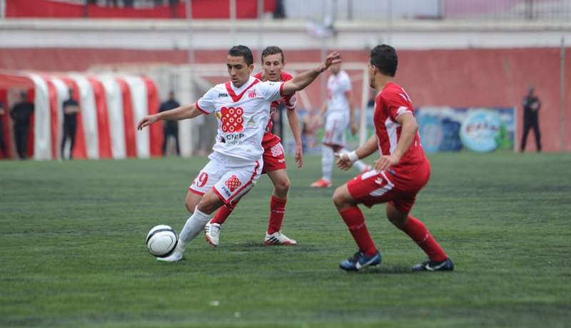 شبيبة بجاية تكمل عقد النازلين… الأنصار يتشــابكون مع رجال الأمن والكنــــاري يصعد إلى الوصافة مؤقتا