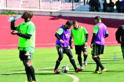 السنافر يواجهون نسور الهضاب بنية الفوز للانفراد بالصدارة