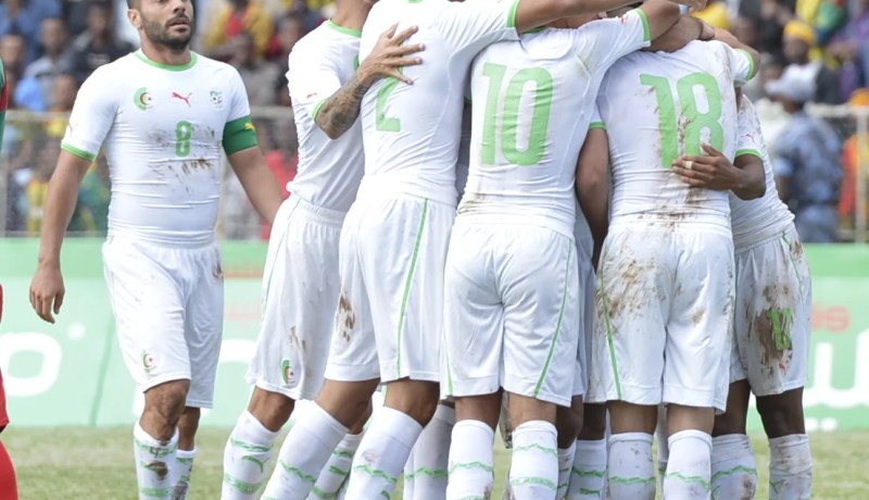 تشكيلة المنتخب الجزائري التي ستبدأ المباراة
