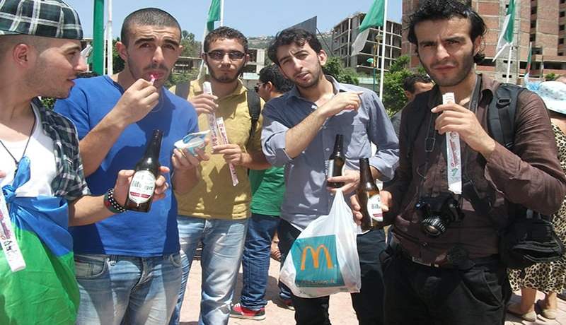 30 شخصا من أنصار حركة «الماك» ينتهكون حرمــــة رمضــــان علنــــا في تيــــزي وزو