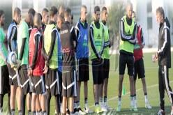 فقير يختار الجزائر ثم يتراجع وضغوطات ليون تؤجل حسم القضية