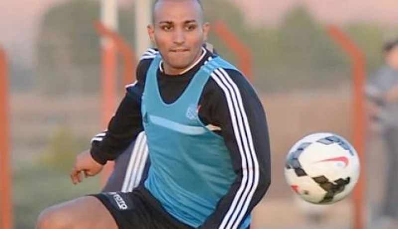 جبور يشجّع براهيمي وغولام ويحنّ لأيــام “الخضر”