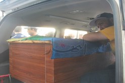 “إيــــبـــوسي” غُسّــــل علـــى الطــريـقة الإسلاميـــــة وكُفنّ رغم أنه مسيحي