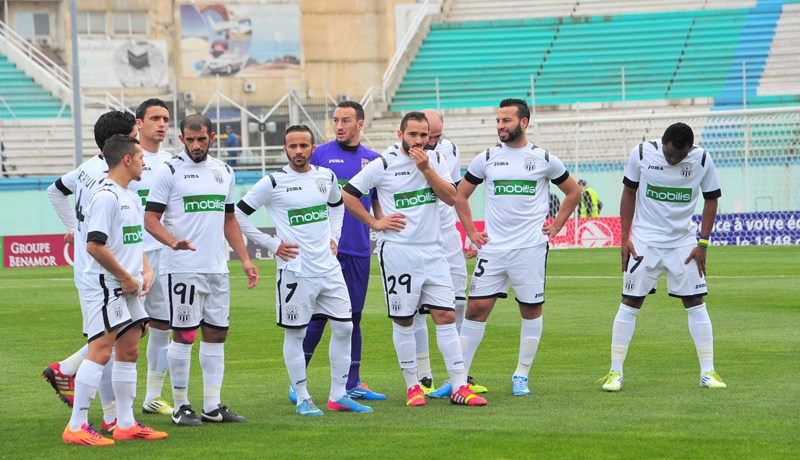 السفر إلى الكاميرون في نفس الطائرة مع شباب قسنطينة يوم 27 مارس