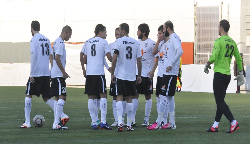 أنصار الوفاق يحوّلون الاحتفالات إلى احتجاجات على أهازيج “باعوه… باعوه”