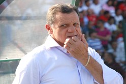 مدرب شبـاب قسنطينة يقـــف على مدى جاهزيــــة لاعبـــيــه قبل لقـــاء الحـــراش