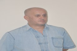 عمر غريب لـ “النهار”:  نملك كرة القدم فقط في الجزائر والمسؤول لي ماشي قادر يجبد روحو