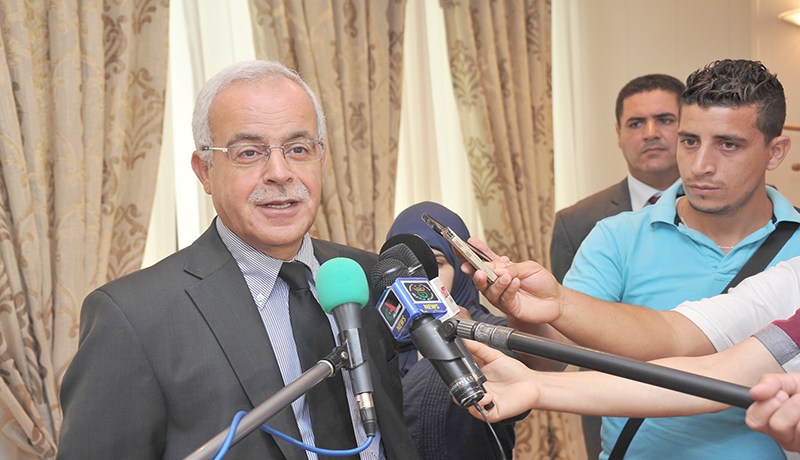 حميد ڤرين وزير الاتصال يكشف: سلال طلب منا محاربة العنف في المجتمع وليس في الملاعب فقط