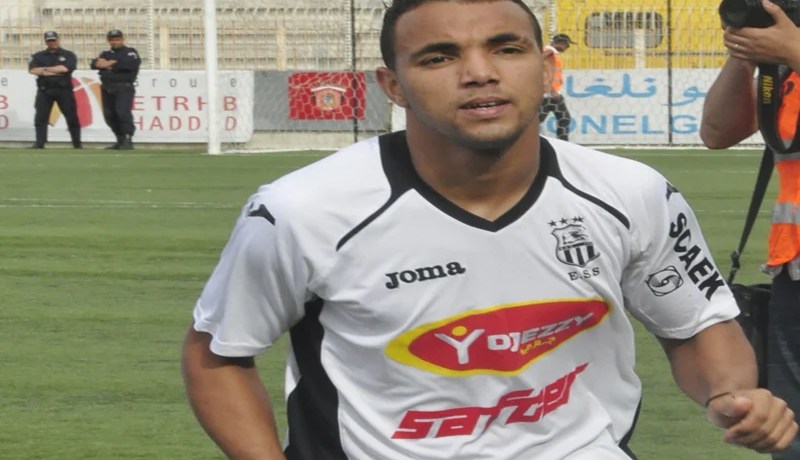 حشـود اليـوم في سطـــيـف ويشــــترط شقـــــة مــقــابل التوقيع