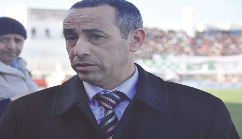 حداد يؤكد أن ملعب عمر حمادي لن يغلق أبوابه لأن المدرجات لا تشكل أي خطر على الأنصار