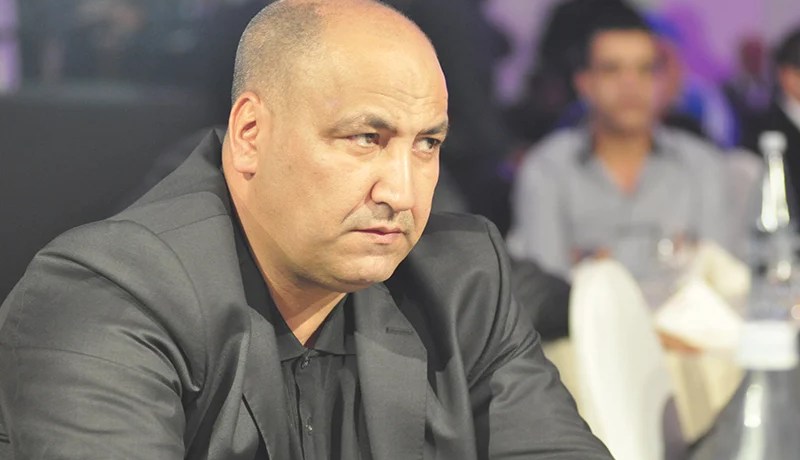 حمّار يقرر الانسحـاب ساعات بعـد وقفة الأنصار الإحتجــاجية