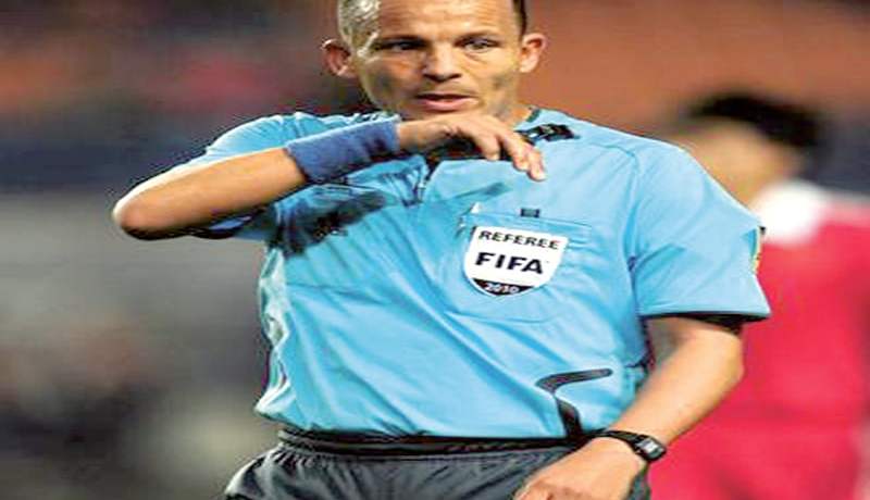 حيمودي أفضل حكم عربي لسنة 2013 وإيتشعلي ثالث أفضل حكم مساعد