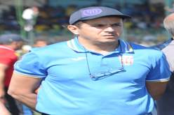 بوملـــة عنده عقـدة تجاهي وأقول  له أنـــا باقٍ في المولودية رغما عنك