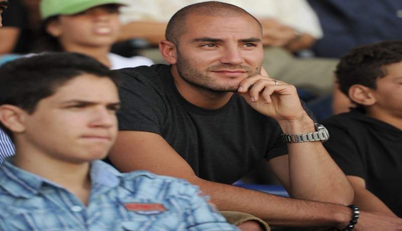 وليد الهتمي‮  رئيس جهاز الكرة لنادي‮ ‬لخويا : “‬استقدام مغني‮ ‬مؤقت وسيرحل في‮ ‬ديسمبر‮” ‬