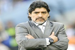 “مارادونــــــــا” يقترب من تدريب المنتخب الفلسطيني