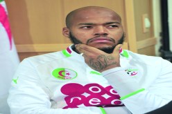 مبولحي يتـلقي عرضا بـ300 ألف يـــورو من تـــركيــا وسيسكا صوفيــا يشــترط التفـــاوض بعــد المونديـال