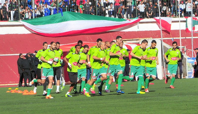 إدارة حجوط تمنح العميد 1500 تذكرة في الكأس ووالي تيبازة تفقّد ملعب المواجهة