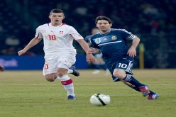 ميسي يقود العملاق الأرجنتيني لتخطي عقبة سويسرا