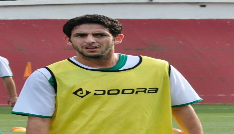 الإدارة تعرض على مترف العودة الموسم القادم