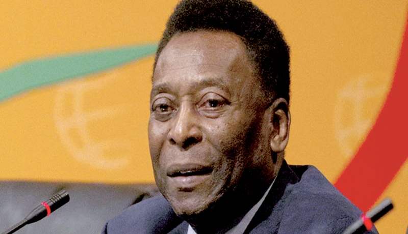 بيليـه ينتقـــد بشـــدة تأخر تجهيز ملاعب المونديـــال