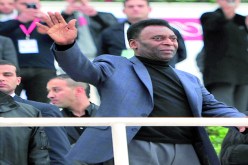 بيليه:  لا أستطيع أن أنكر أن مستقبل الجزائر في كرة القـدم واعـد جـــدا