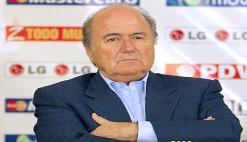 بلاتر: البرازيل جــــاهـــزة لاستضافة كــــأس العـــــالم والاحتجــاجات لا تقلقنا