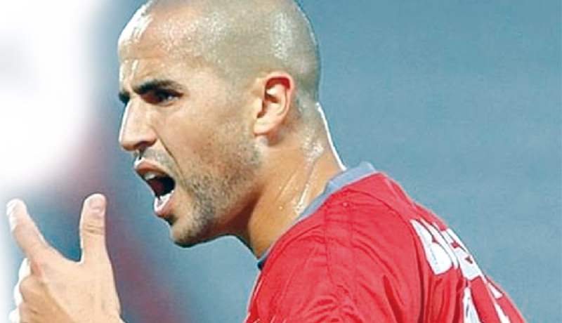 بوڤرة تلقى ثلاثة عروض رسمية لكنه متمسك بالبقاء معنا إلى غاية نهاية عقده