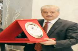 سلال يعـد المنتخب الوطني النسوي بمكافآت مجزيـة للفوز على تونس والتأهل إلى “الكان”