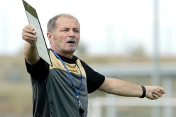 سيموندي نجح في رهان «الكـاف» ويسعى إلى تدارك نكسة الكأس