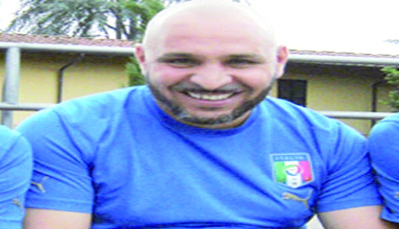 جريدة الجزيرة السعودية تصـف زكري بـ رجـل السيرك المفلس فنيا وأخلاقيا