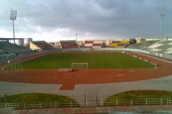 غلق ملعب تشاكر في نوفمبر 2013 وتخصيص أكثر من 65 مليار سنتيم لتوسيعه