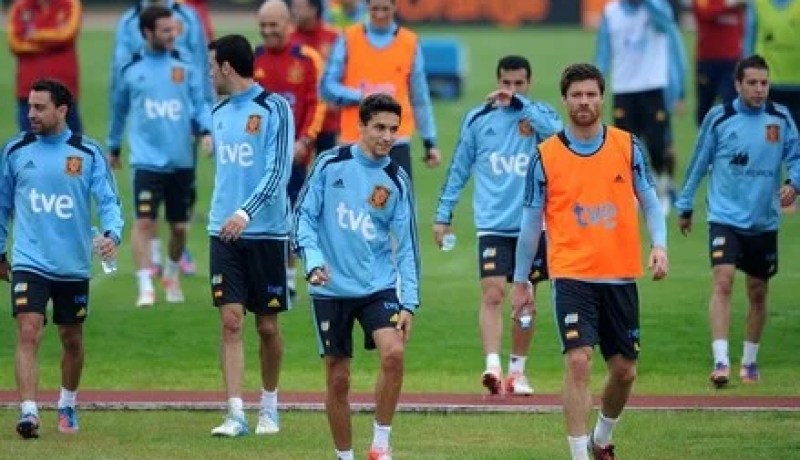 ‮”‬الماتادور‮” ‬الإسباني‮ ‬يبدأ حملة الدفاع عن لقبه بمواجهة العملاق الإيطالي