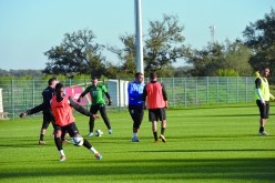 المغـــاربــة يشتمـــــون اللاعبــــين في التـــدريـبـــات ووفــــــاق سطيــف في خطر بمركش