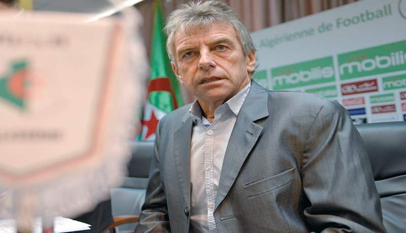 إبعــاد غيلاس وبــودبــوز وإعــادة بلفوضيل وقــــاديــر تحســبـــا لـ«كـــــان 2015»