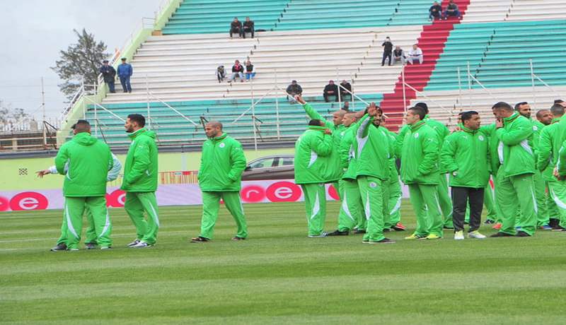 الشرطة السويسرية ترفض استضافة مباراة المنتخب الجزائري في سيون وتورّط “الفــاف”