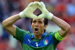 بوفون‮: “‬دعونا نفوز باليورو من أجل الجماهير‮”‬