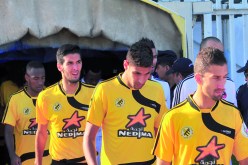 لاعبو اتحاد الحراش يفتحون النار على الإدارة ويطالبون بمساندة الكواسر