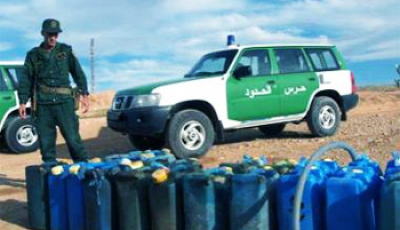 الجيش الشعبي يحجز 3 عربات محملة بـ2880 لتر من الوقود بعين قزام