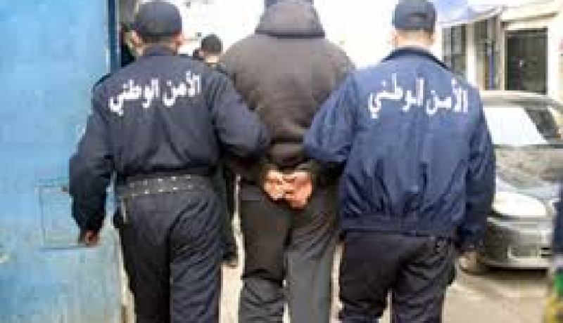 أمن ولاية الجزائر يوقف 3 أشخاص بالشراقة اختصوا في سرقة المركبات