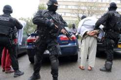 فرنسا تعتقل 3 متهمين بقتل شرطيين