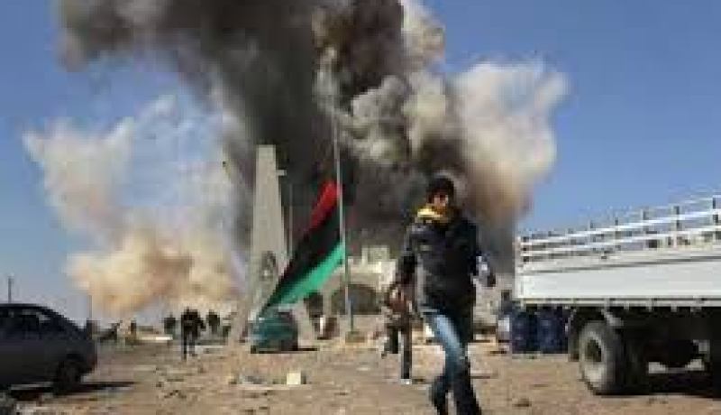 مقتل 3 جنود في تجدد للاشتباكات ببنغازي شرق ليبيا
