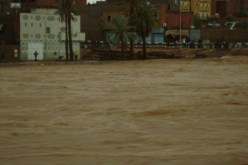 إنقاذ 3 أشخاص حاصرتهم مياه وادي لوهاش بناحية أولاد جلال في بسكرة