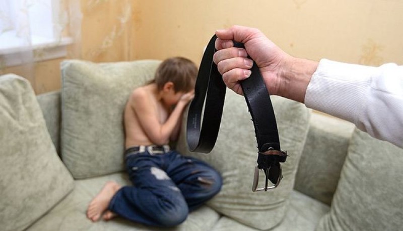 3 سنوات سجنا غير نافذا في حق والدين قاما بتعنيف ابنهما القاصر