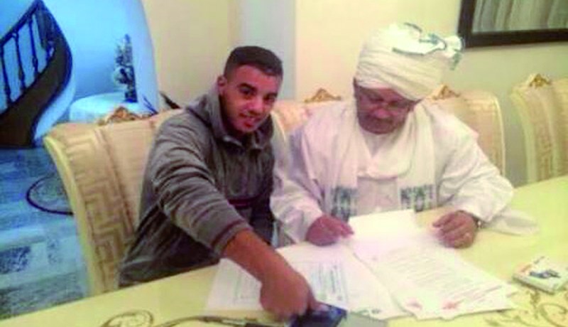 رئيس اتحـاد بلعبـــاس يؤكـد أن العقبي لا يحـــق له الالتـحـاق بـالمـريــخ الســوداني