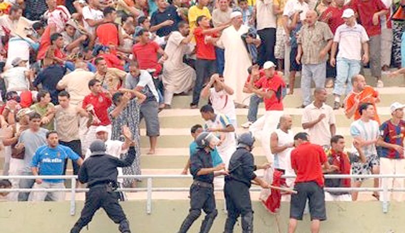 الحكومة تجبر الأندية على تنصيب لجان الأنصار لمواجهة العنف في الملاعب